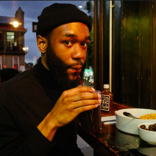 EZRAH, Brooklyn artist, Brooklyn music, NYC artist, NYC music, singer/songwriter, Bands do BK, Bands do Brooklyn, Brooklyn, music, NYC, Brooklyn bar